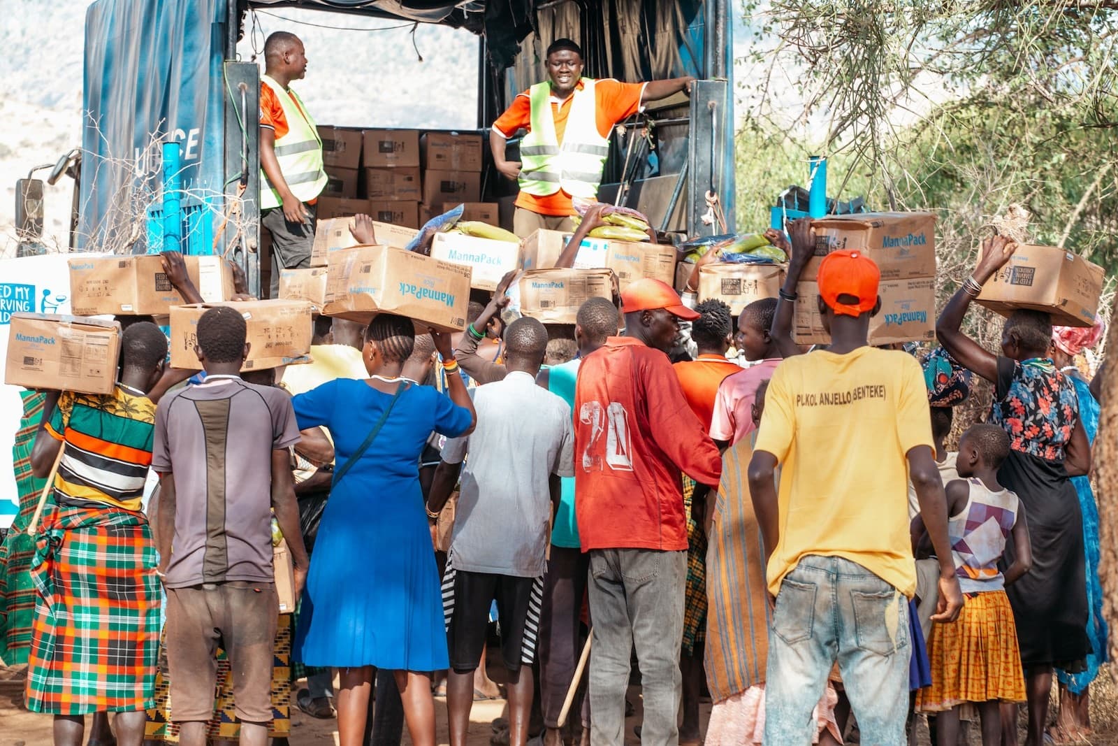 Help Us Give Food to Families Facing Hunger