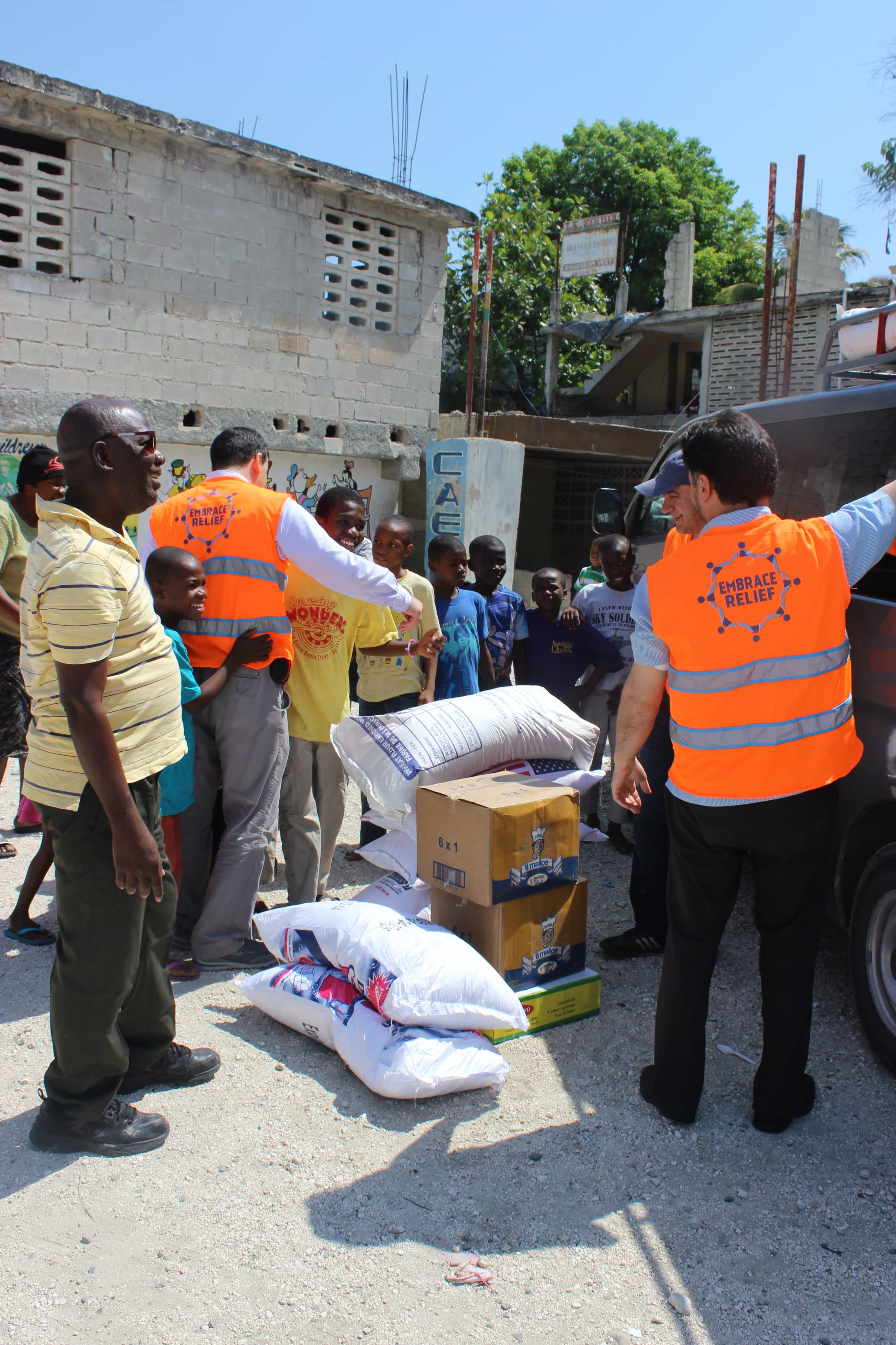 Give a Ramadan Food Pack to African children