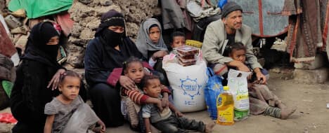 Breaking Bread With Families In Yemen