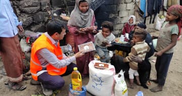 Yemen Bread Distribution