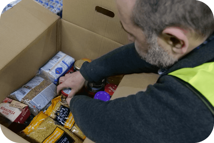 Food Distribution for Refugees in Greece