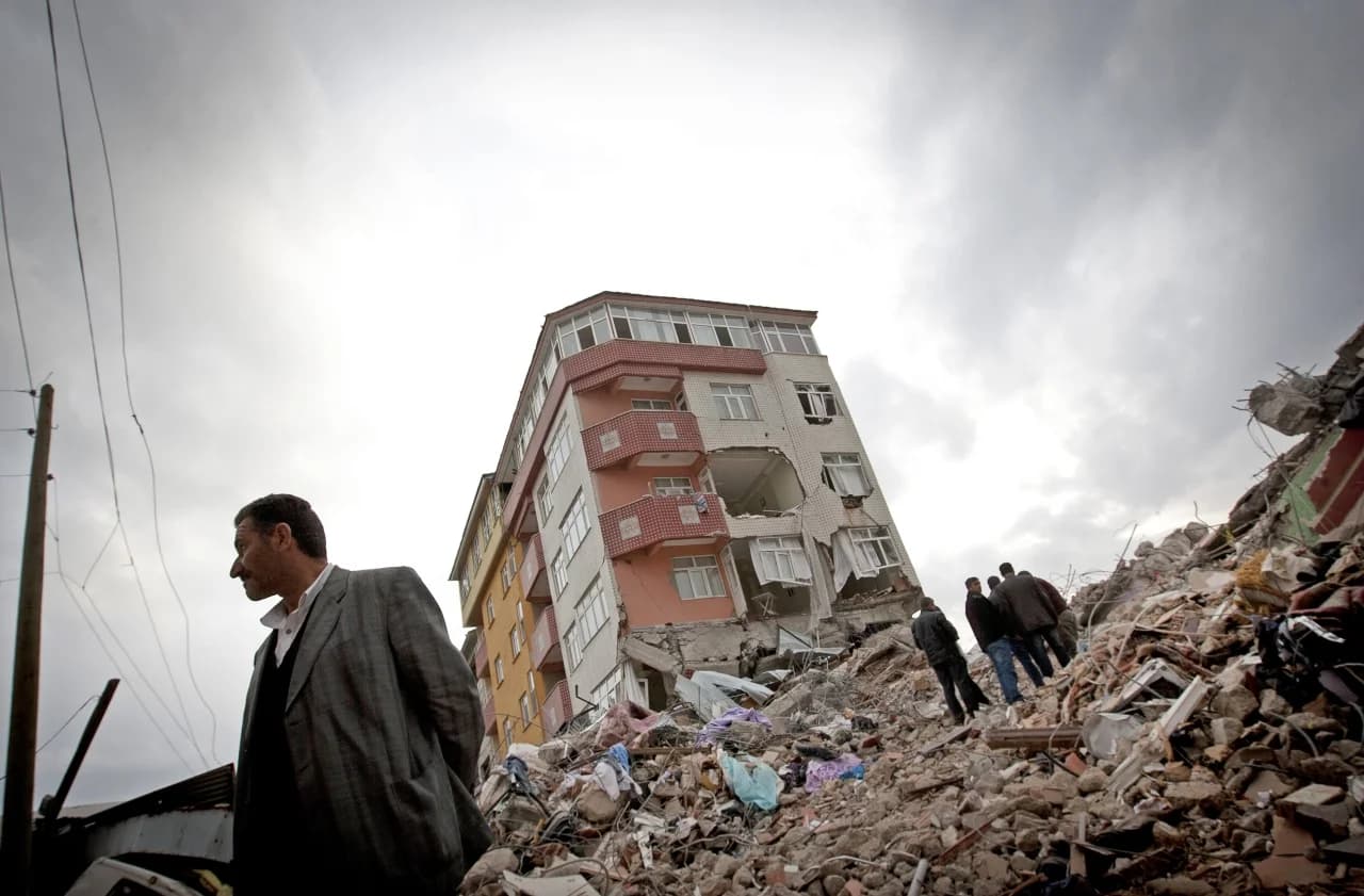 Earthquake in Van, Turkey