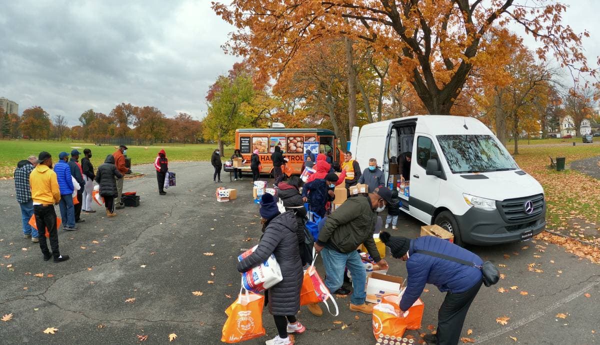 Donating to food banks and food pantries: Simple, sustainable and impactful