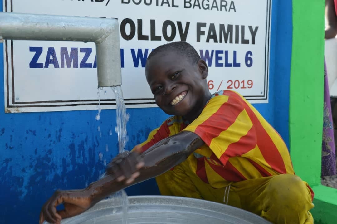 ASAN MOLLOV FAMILY / Zam Zam Water Well 6