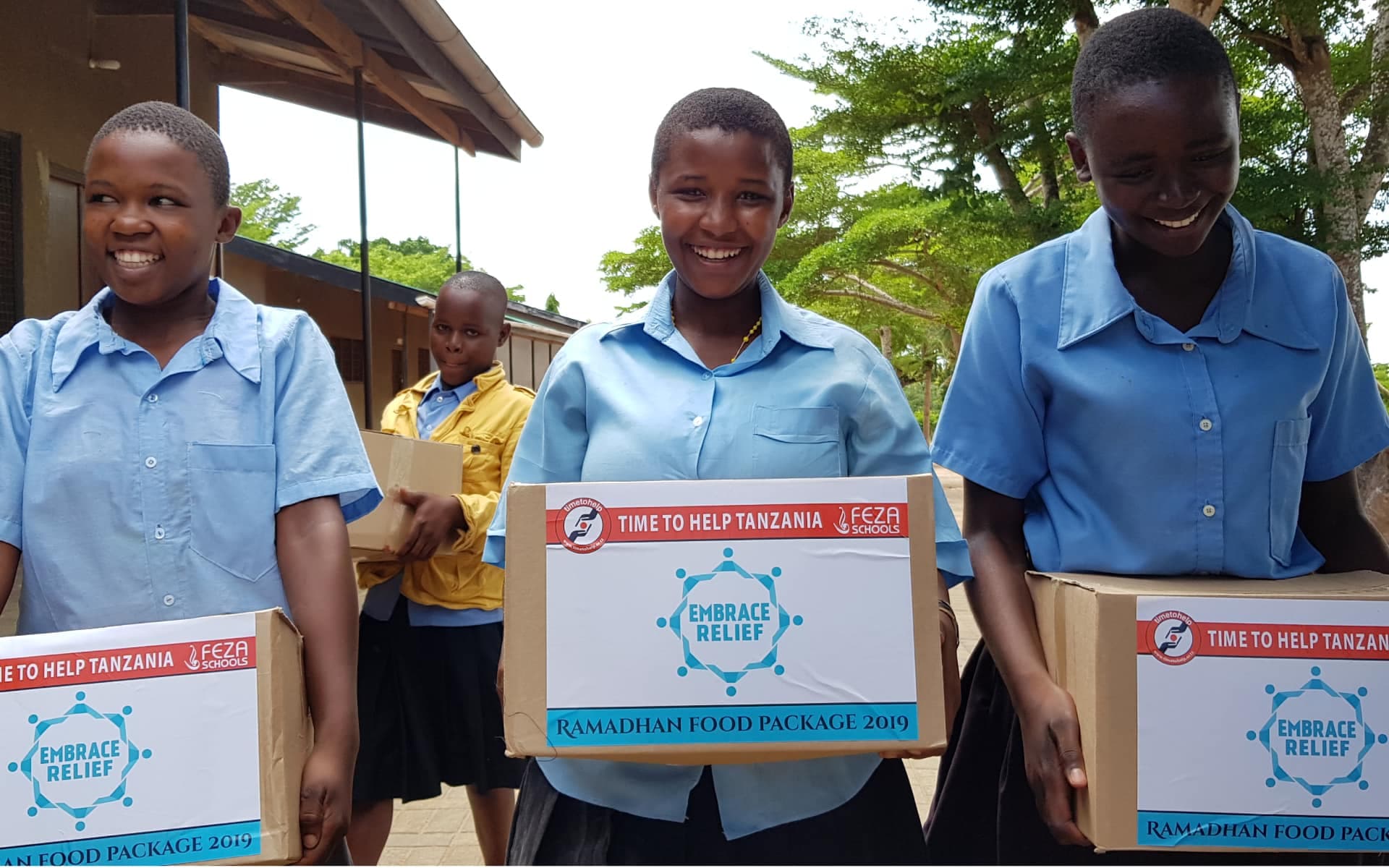 Give a Food Pack to Refugees in Tanzania