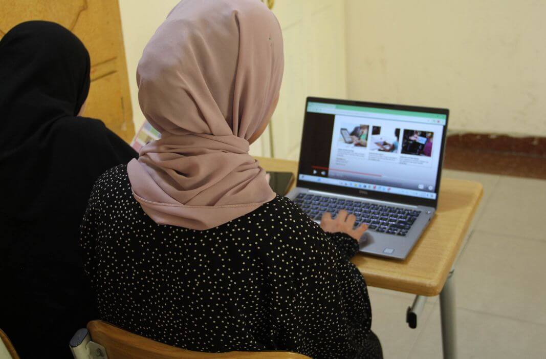 Bridging the Distance: How Virtual Education is Empowering Young Women in Remote Regions